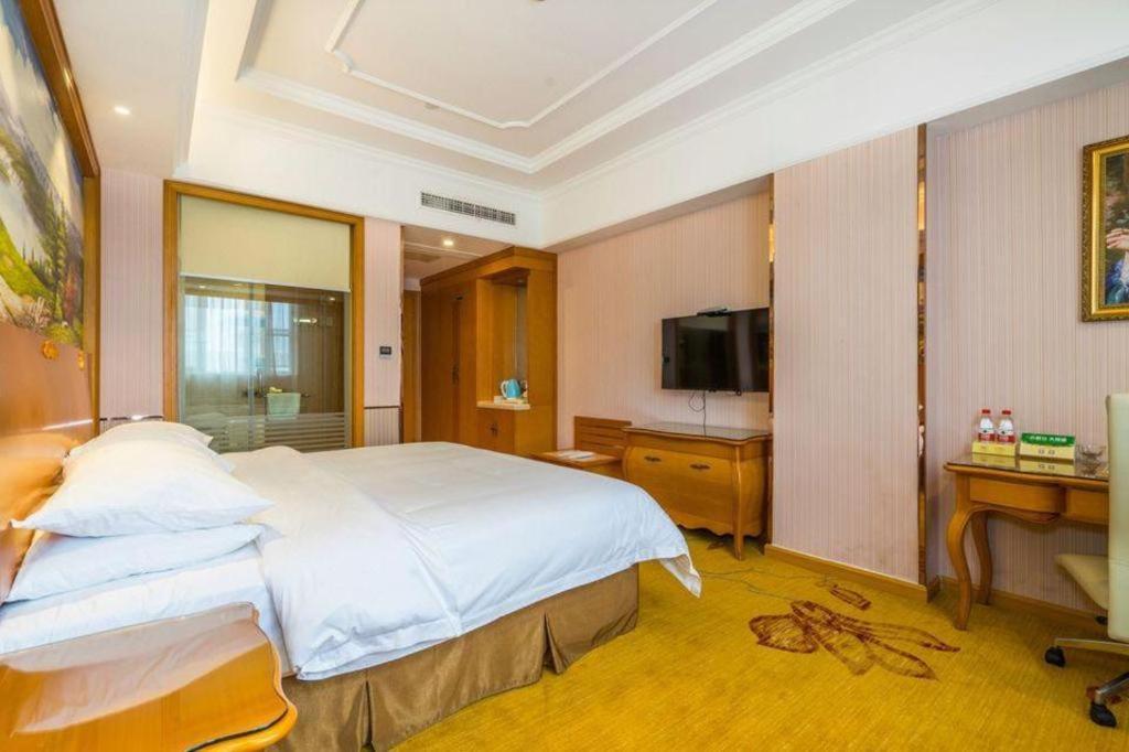Hotel Vienna Songjiang Market Miaoqian Street