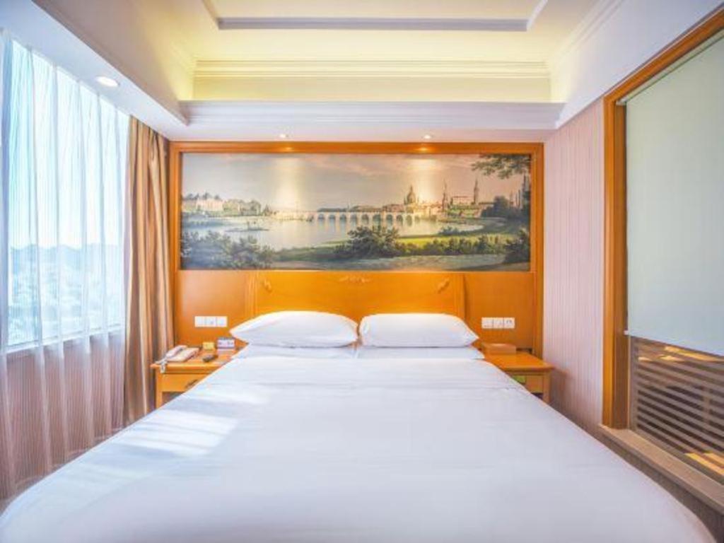Hotel Vienna Songjiang Market Miaoqian Street
